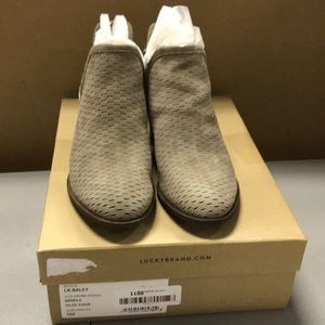 Brand new Lucky Brand suede ankle boot